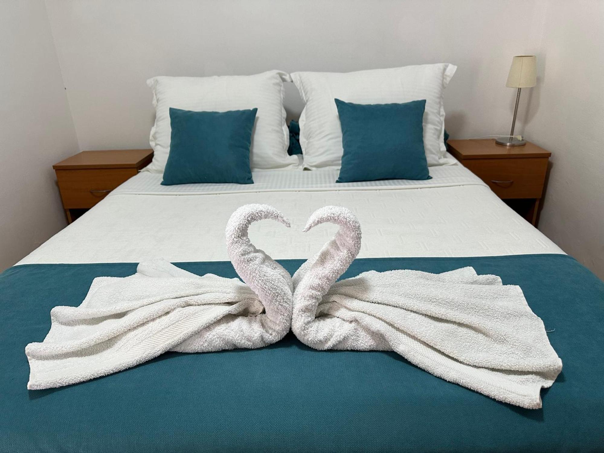 Apartments Kovinic 티바트 외부 사진